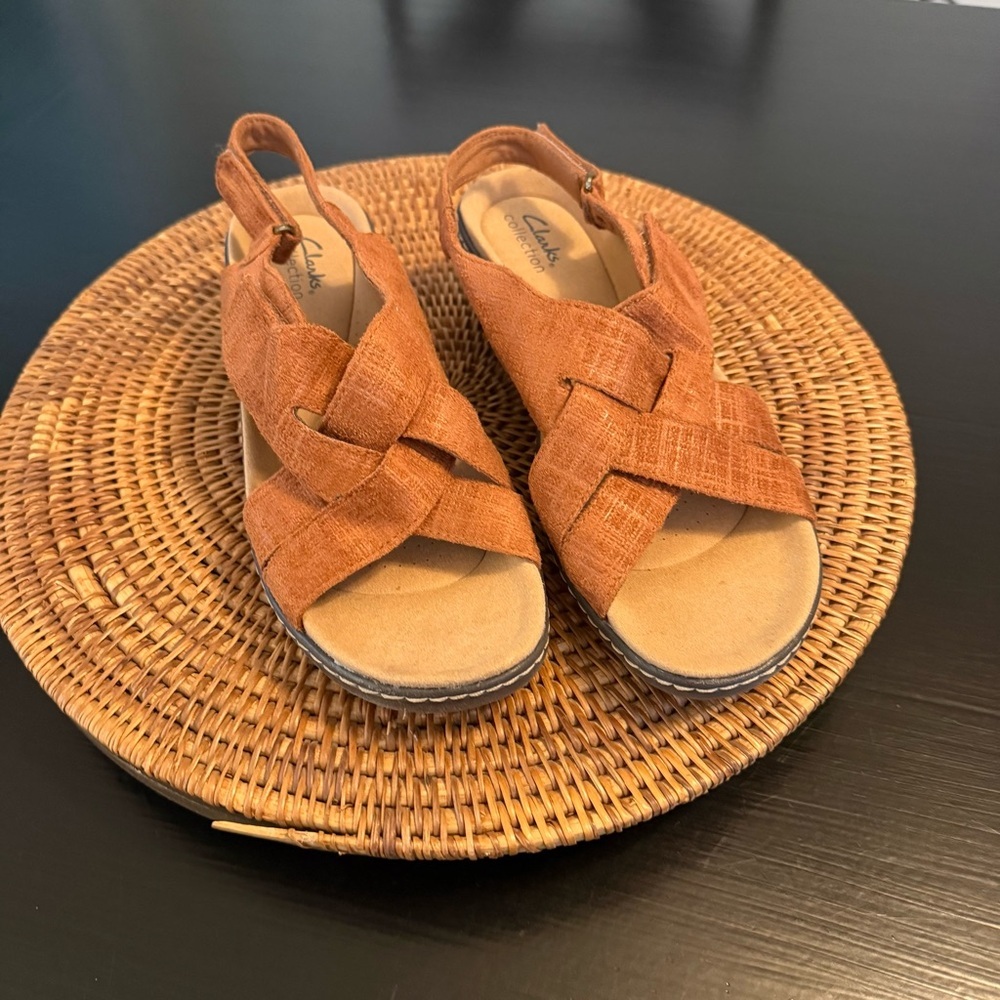 Clarks Terracotta Woven Sandals